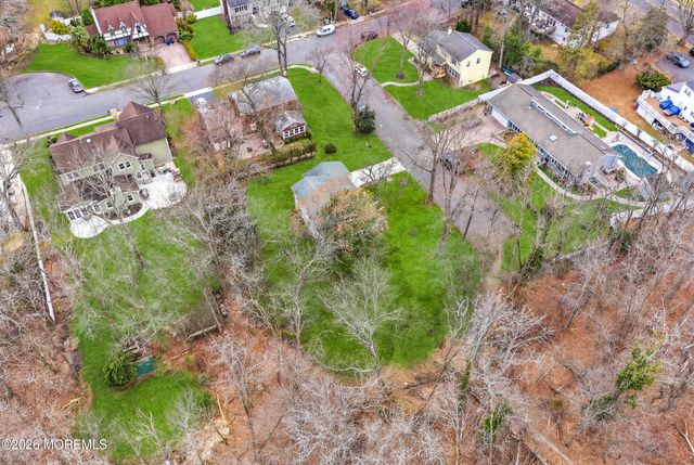 600 Star Street, Oakhurst, NJ 07755