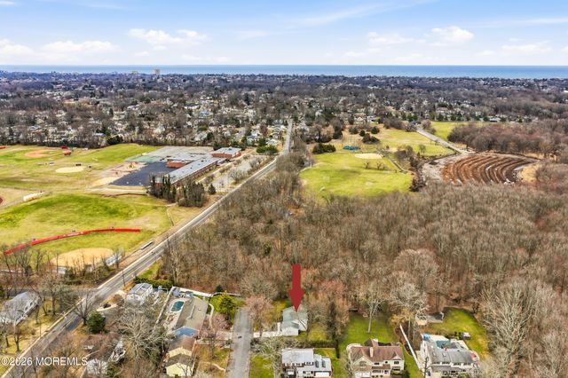 600 Star Street, Oakhurst, NJ 07755