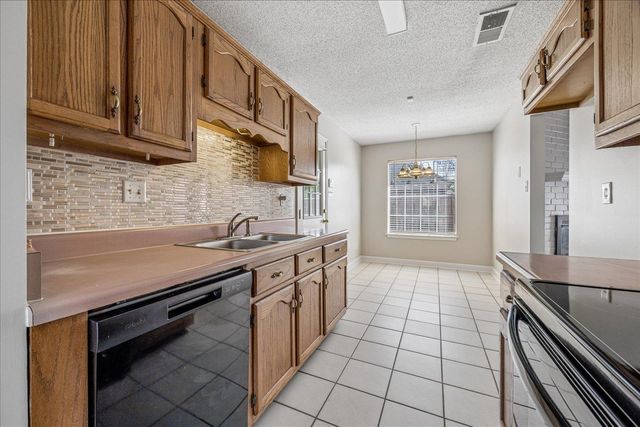 2596 APPLING GLEN DR, Memphis, TN 38133