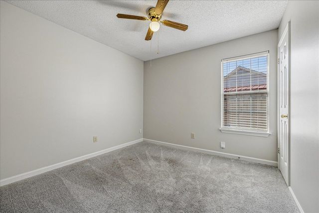 2596 APPLING GLEN DR, Memphis, TN 38133