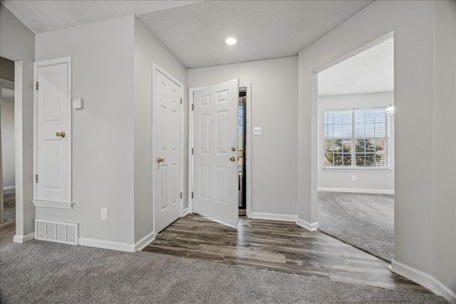 2596 APPLING GLEN DR, Memphis, TN 38133