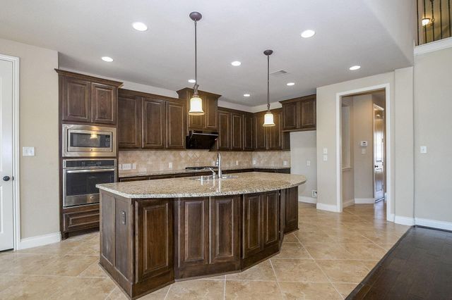 3923 Birch Vale Lane, Sugar Land, TX 77479