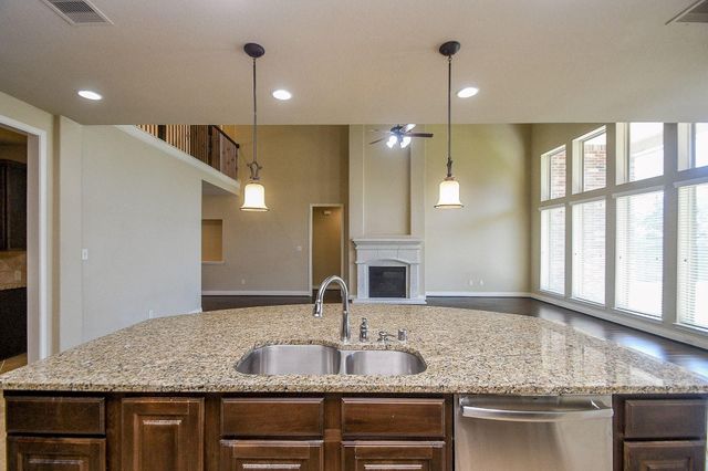 3923 Birch Vale Lane, Sugar Land, TX 77479