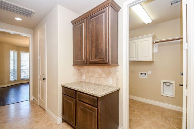 3923 Birch Vale Lane, Sugar Land, TX 77479