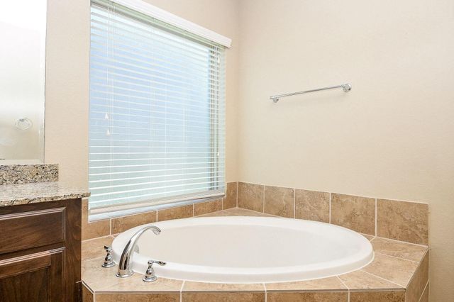 3923 Birch Vale Lane, Sugar Land, TX 77479