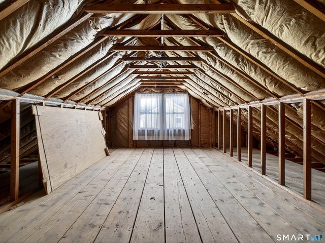 42 Roseleah Drive, Waterford, CT 06385