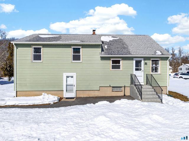 42 Roseleah Drive, Waterford, CT 06385