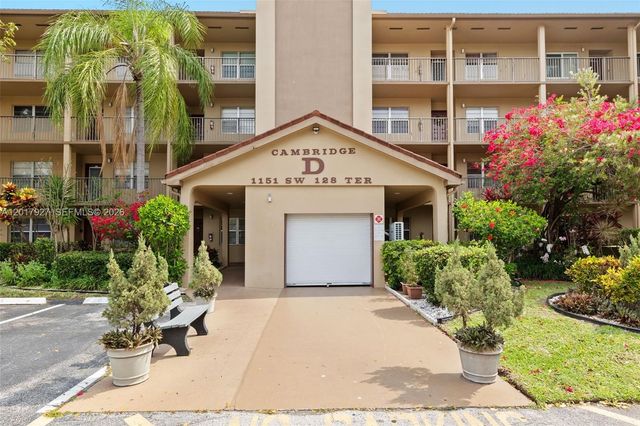 1151 SW 128th Ter 204D, Pembroke Pines, FL 33027