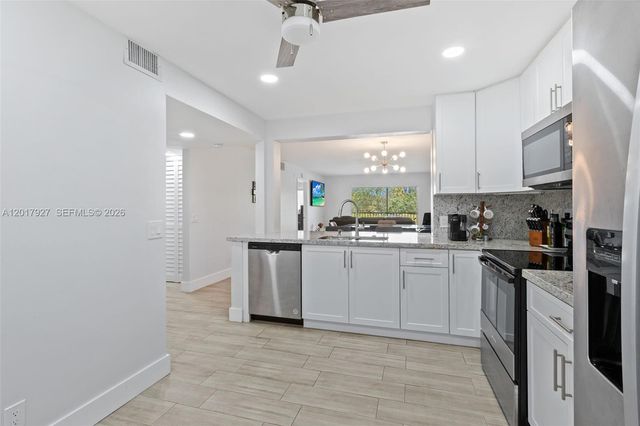 1151 SW 128th Ter 204D, Pembroke Pines, FL 33027