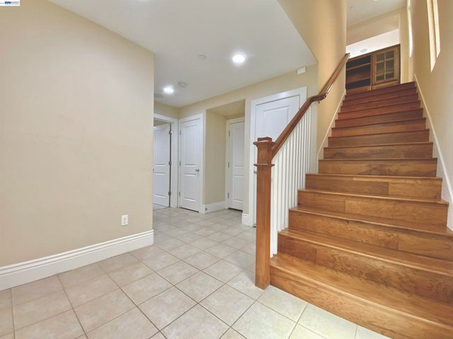 69 Pimentel Cir, Milpitas, CA 95035