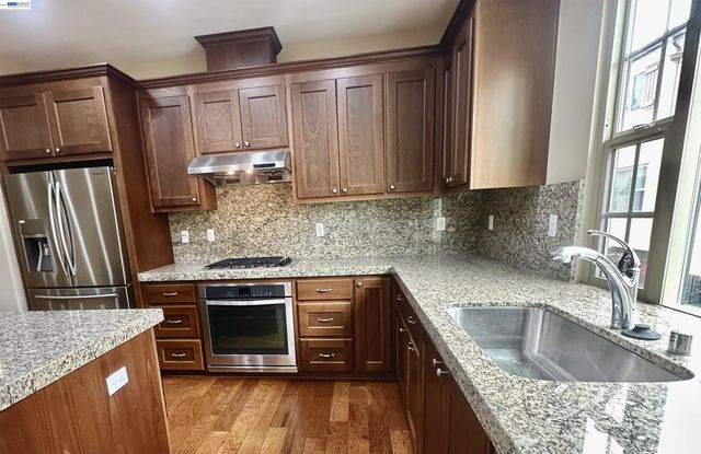 69 Pimentel Cir, Milpitas, CA 95035