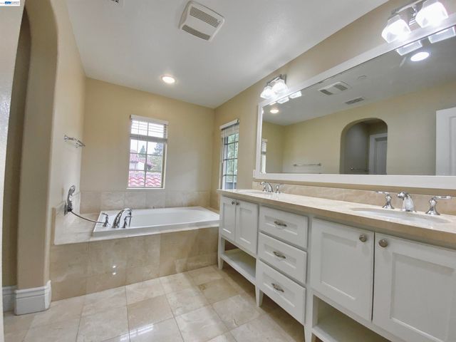 69 Pimentel Cir, Milpitas, CA 95035