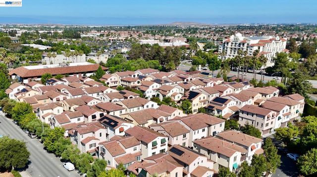 69 Pimentel Cir, Milpitas, CA 95035