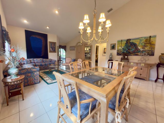 7922 Sandy Pointe Drive, Delray Beach, FL 33446