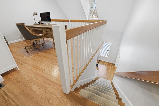 16 Gowing Lane, Amherst, NH 03031