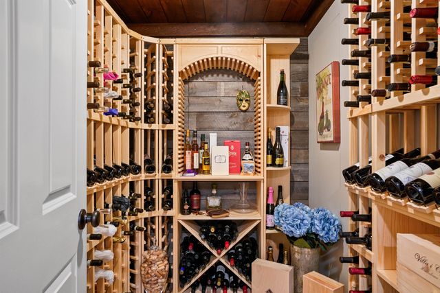 16 Gowing Lane, Amherst, NH 03031