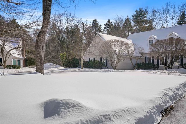 16 Gowing Lane, Amherst, NH 03031