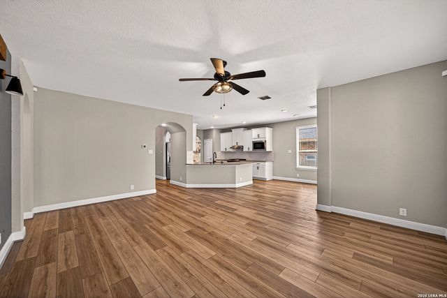 22227 Waldon Vale, San Antonio, TX 78261