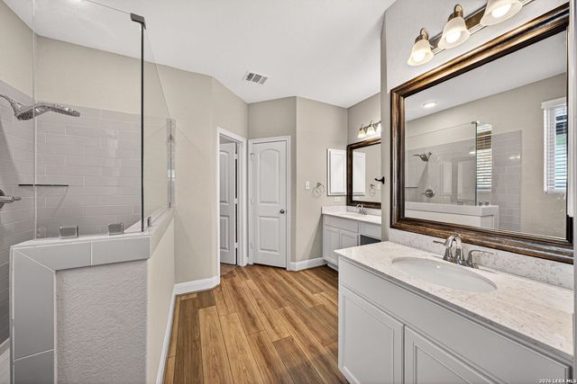 22227 Waldon Vale, San Antonio, TX 78261