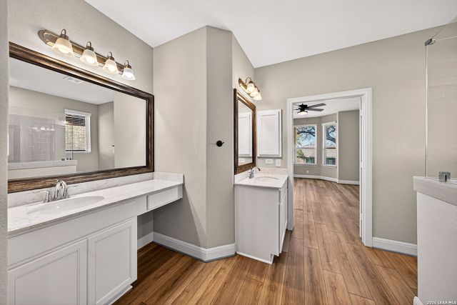 22227 Waldon Vale, San Antonio, TX 78261