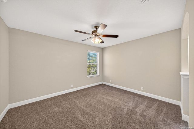 22227 Waldon Vale, San Antonio, TX 78261