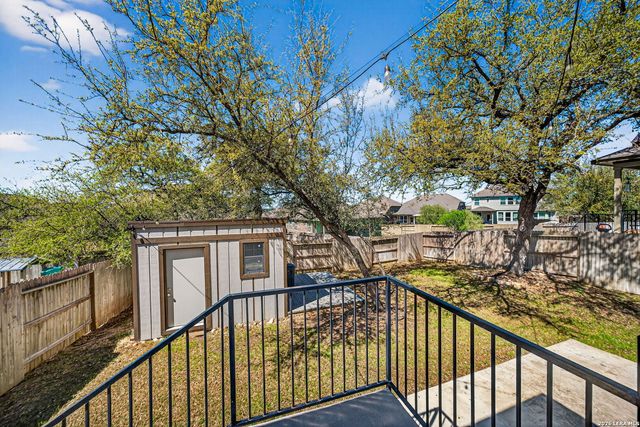 22227 Waldon Vale, San Antonio, TX 78261