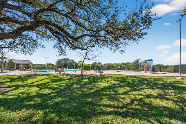 22227 Waldon Vale, San Antonio, TX 78261