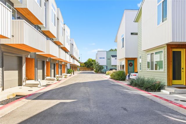 814 N Bluff DR 87, Austin, TX 78745