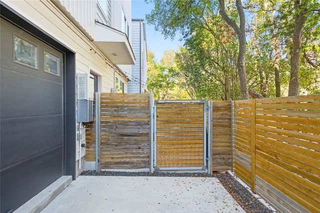 814 N Bluff DR 87, Austin, TX 78745