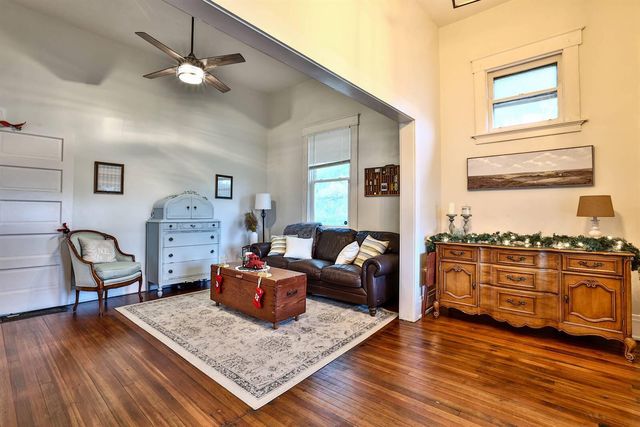 67 Crowell Avenue, Fort Thomas, KY 41075