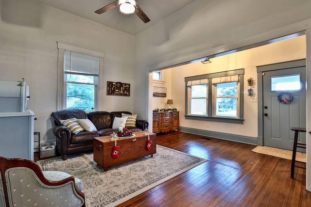 67 Crowell Avenue, Fort Thomas, KY 41075