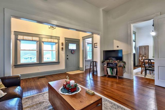 67 Crowell Avenue, Fort Thomas, KY 41075