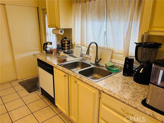 13393 Mariposa Road 115, Victorville, CA 92395