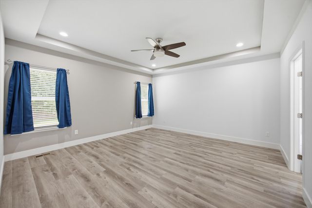 8906 Silver Maple Drive, Ooltewah, TN 37363