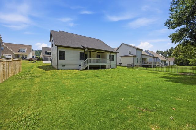 8906 Silver Maple Drive, Ooltewah, TN 37363