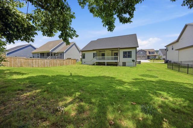 8906 Silver Maple Drive, Ooltewah, TN 37363