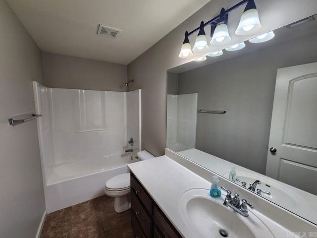 3103 Hamilton Cove, Benton, AR 72015