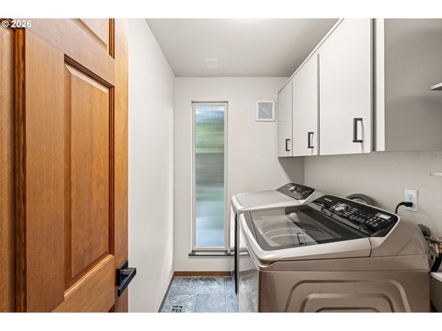 10488 Sw SUSQUEHANNA Dr, Tualatin, OR 97062
