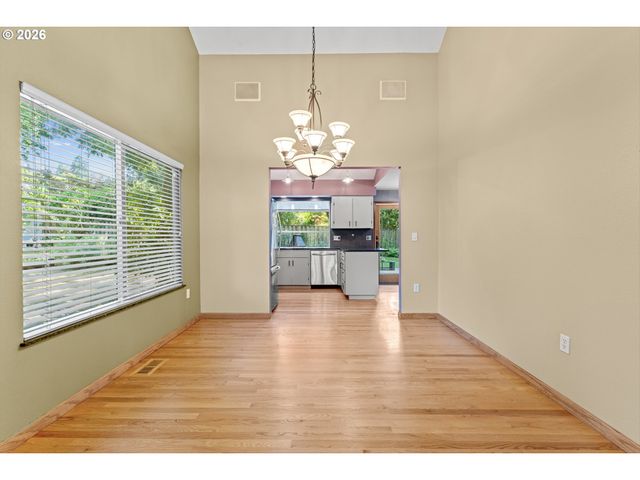 10488 Sw SUSQUEHANNA Dr, Tualatin, OR 97062