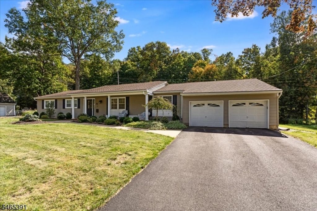 5 Beech Dr, Morris Plains Boro, NJ 07950 — exterior