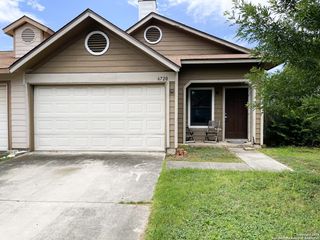 6720 Hickory Springs, San Antonio, TX 78249