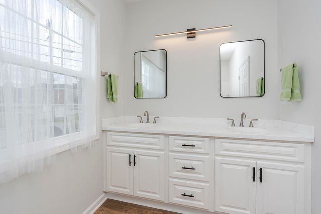 94 E 20th Street, Paris, KY 40361