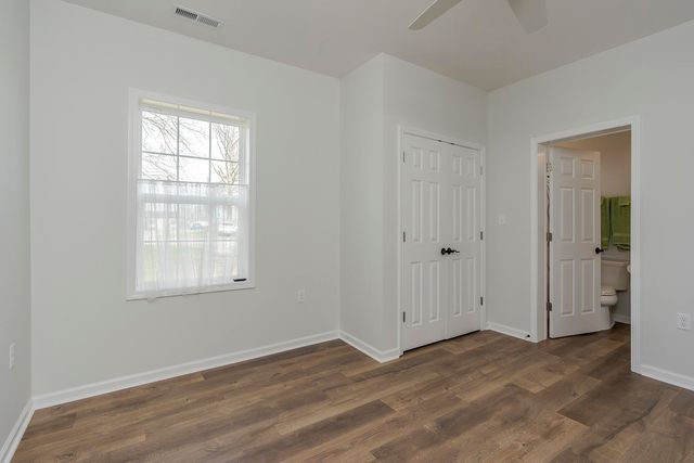 94 E 20th Street, Paris, KY 40361