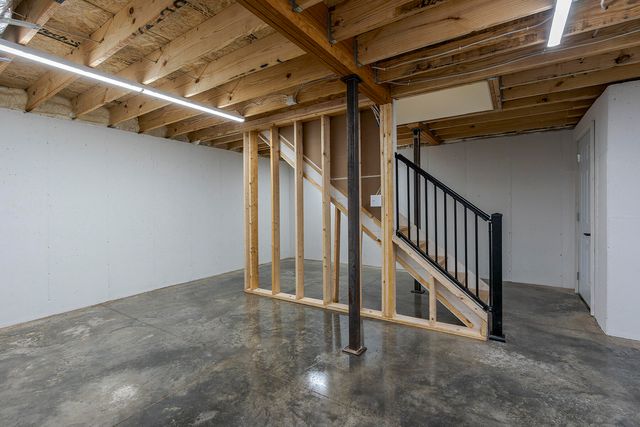 94 E 20th Street, Paris, KY 40361