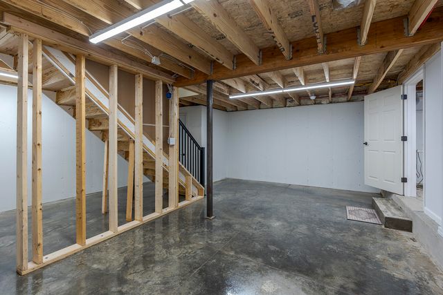 94 E 20th Street, Paris, KY 40361