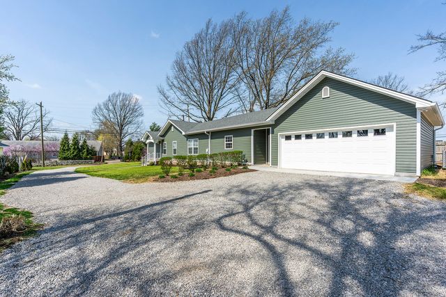 94 E 20th Street, Paris, KY 40361