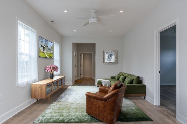 94 E 20th Street, Paris, KY 40361