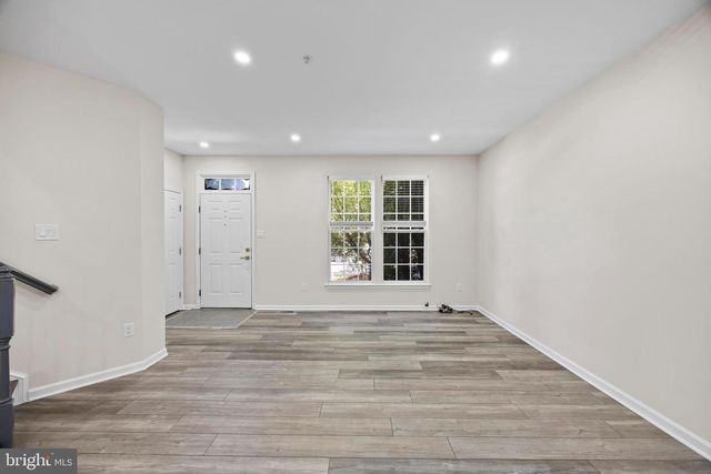 8880 PAPILLON DR, Ellicott City, MD 21043