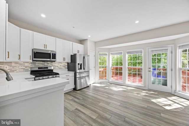 8880 PAPILLON DR, Ellicott City, MD 21043