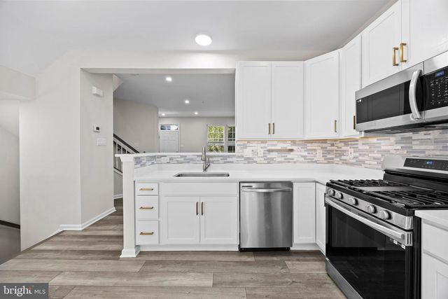 8880 PAPILLON DR, Ellicott City, MD 21043